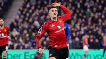 Sesko nổ súng tại C1, gửi chiến thư trước derby Manchester