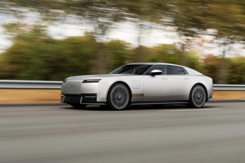 Jaguar-Type-01-New-5-2048x1366
